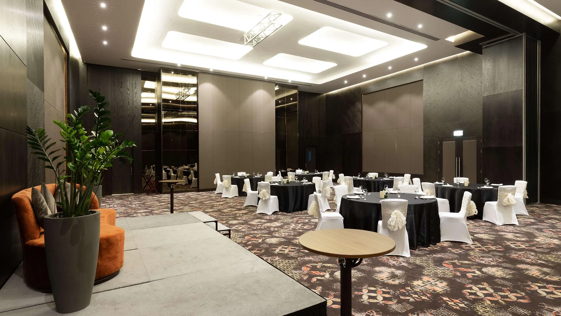 ***** فندق Radisson Blu Hotel, Dubai Canal View الإمارات العربية المتحدة